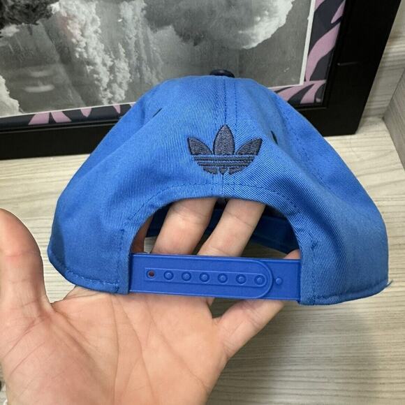 Adidas NBA Oklahoma City Thunder Blue Snapback Baseball Cap - Picture 2 of 4